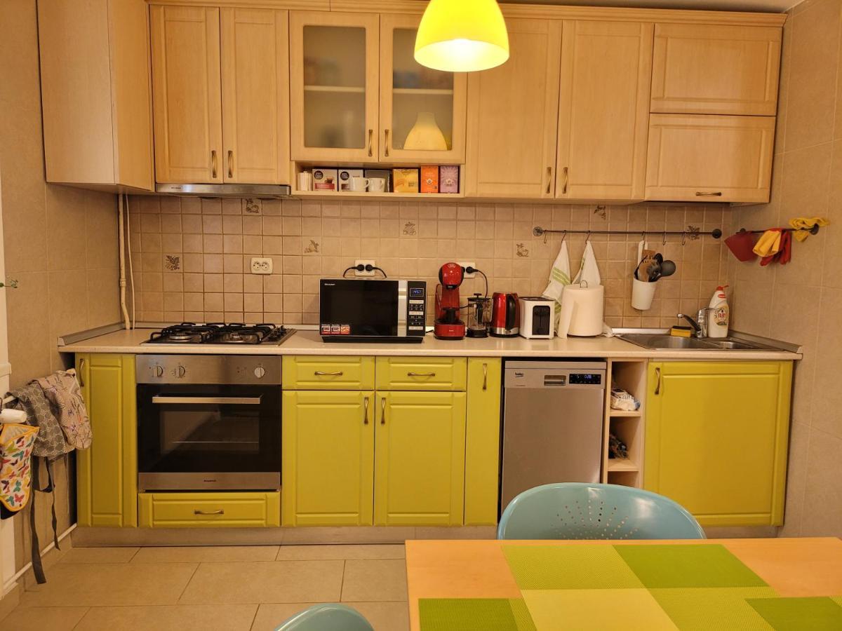 Family Friendly With Kids Room, Quiet And Peaceful Boekarest Buitenkant foto