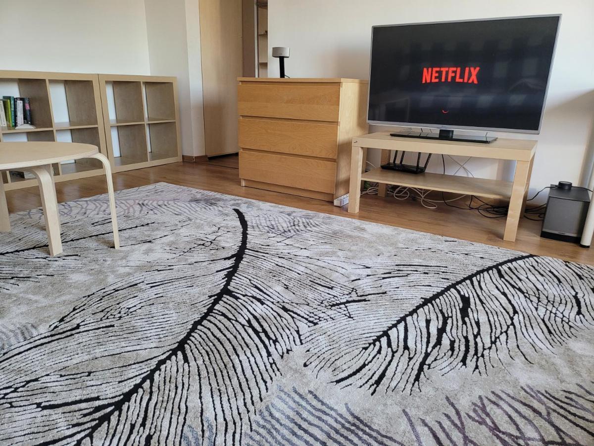 Family Friendly With Kids Room, Quiet And Peaceful Boekarest Buitenkant foto