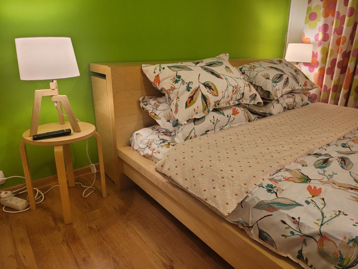 Family Friendly With Kids Room, Quiet And Peaceful Boekarest Buitenkant foto